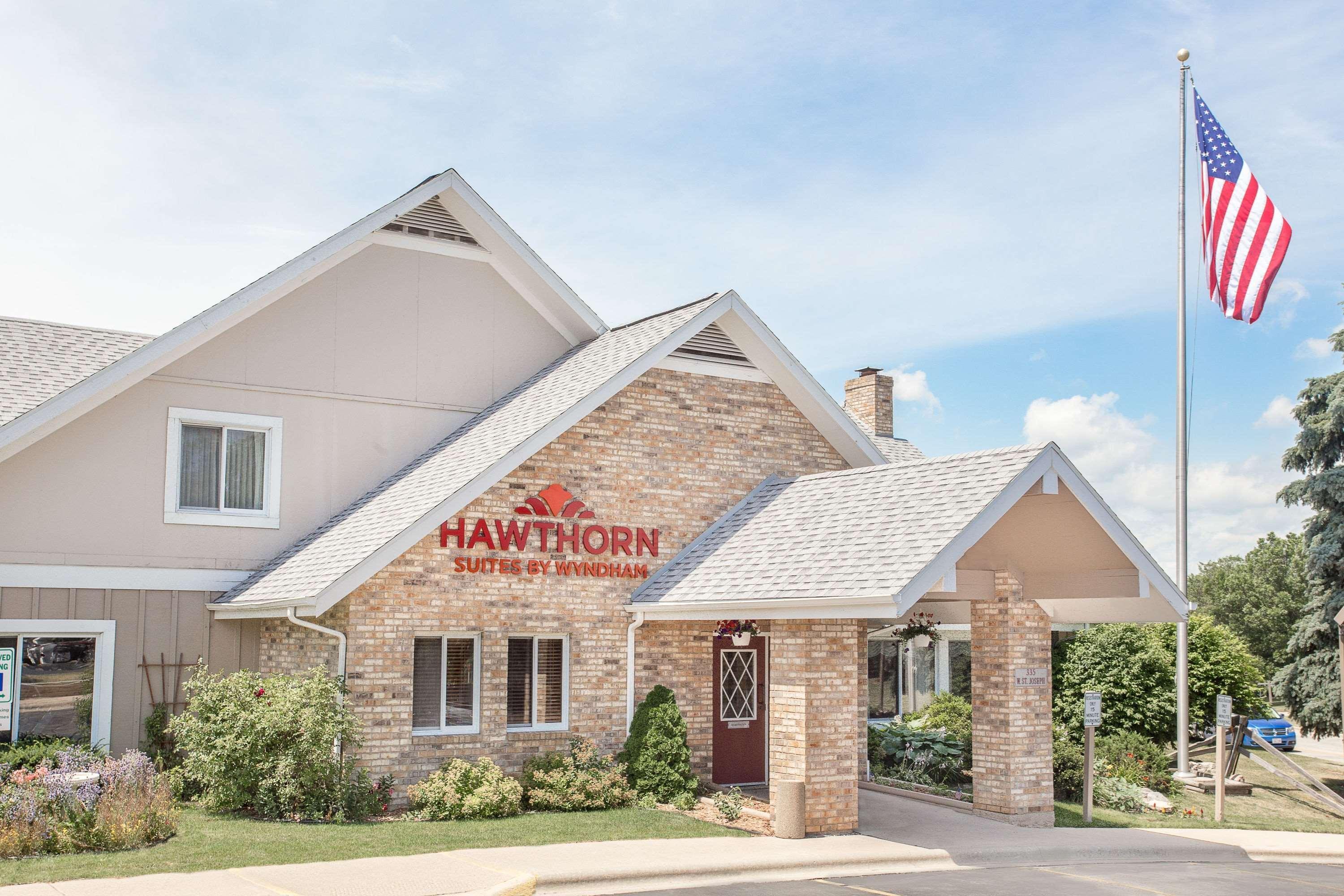 Hawthorn Extended Stay Hotel By Wyndham-Green Bay Exterior photo